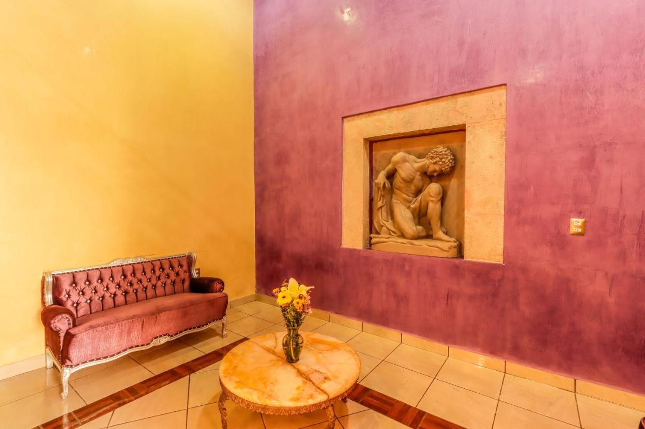 Hotel La Siesta Del Fauno Morelia Exteriör bild