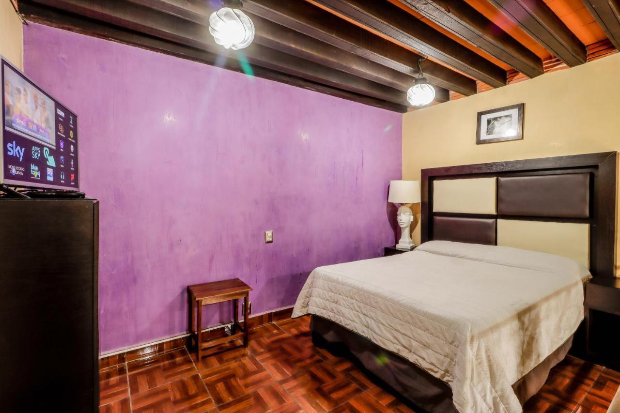 Hotel La Siesta Del Fauno Morelia Exteriör bild